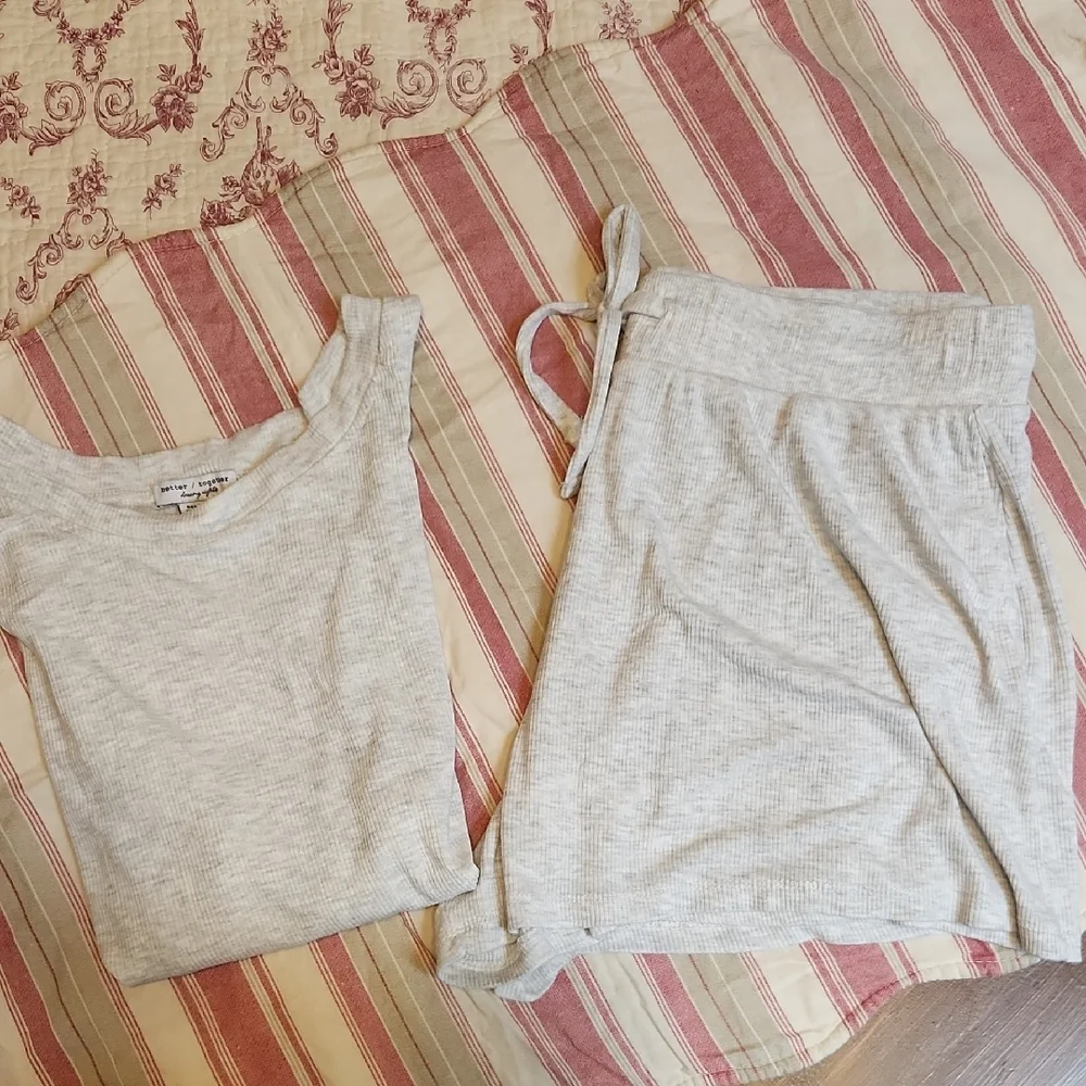 Better Together Heather Gray Pajama Short Set Women's Medium - Picture 4 of 7